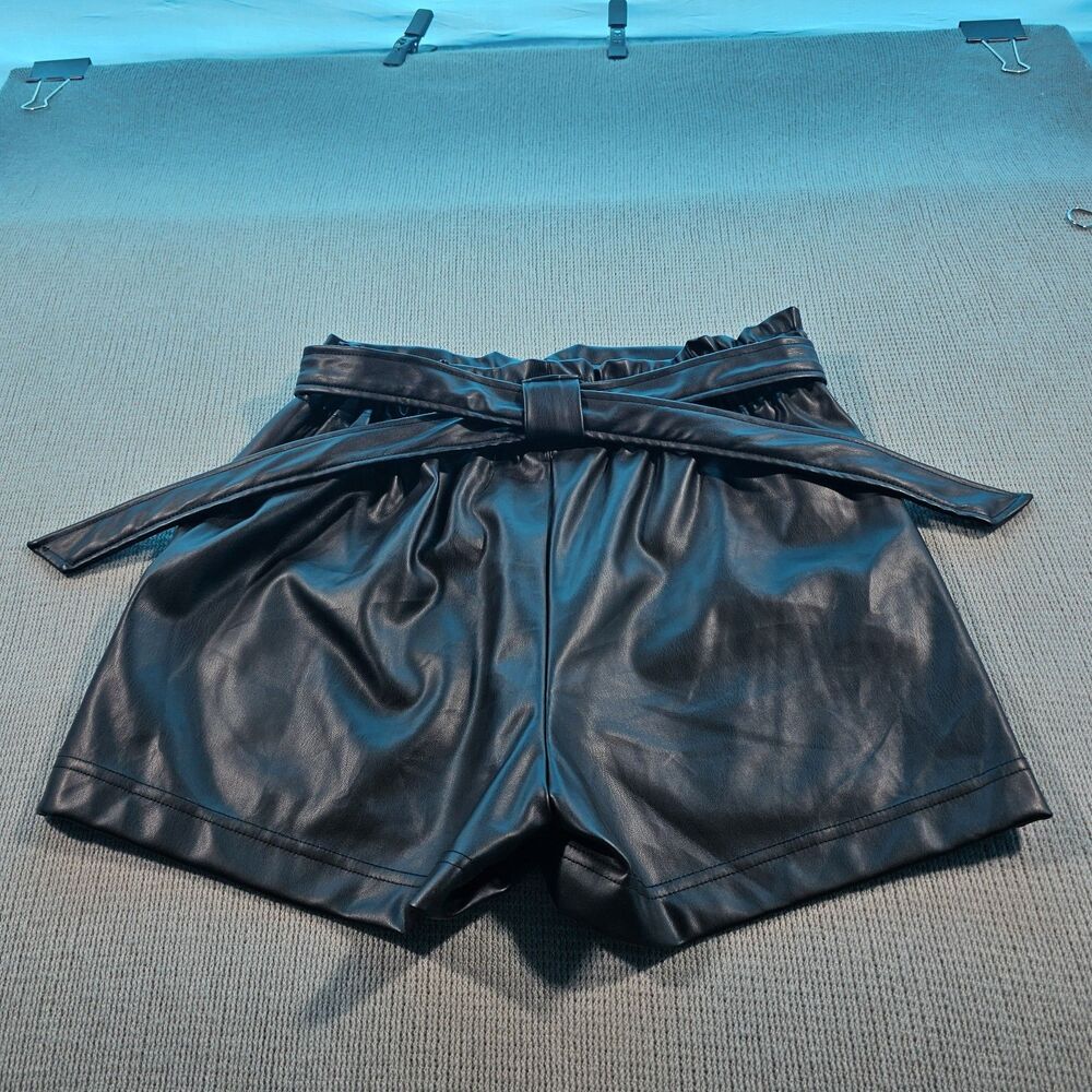 Faux Leather Shorts Black Belted Ci Sono Women's Small Bikercore Push64